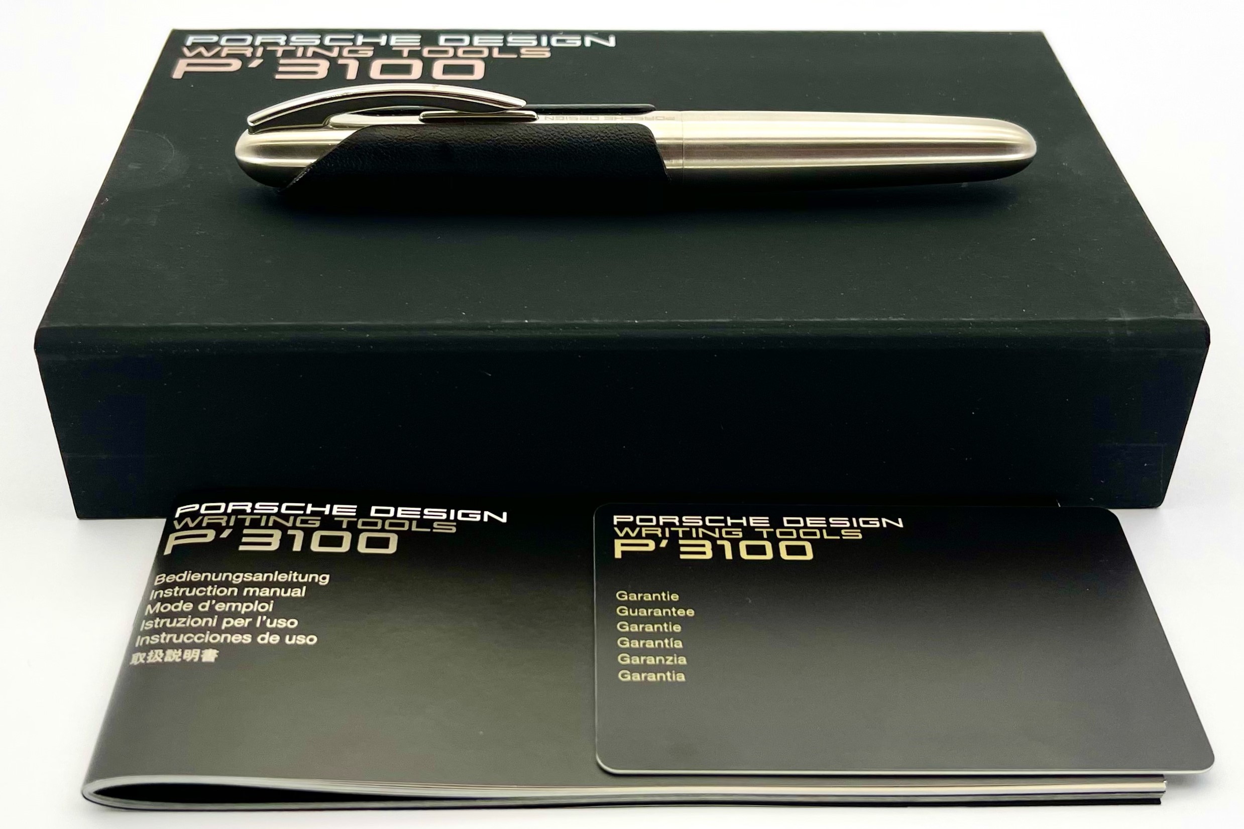 PorscheDesignP3150LeatherBlackFountainPen_F